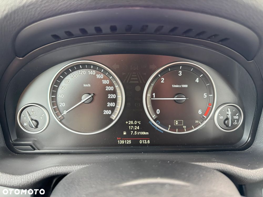 BMW X3 xDrive20d - 14