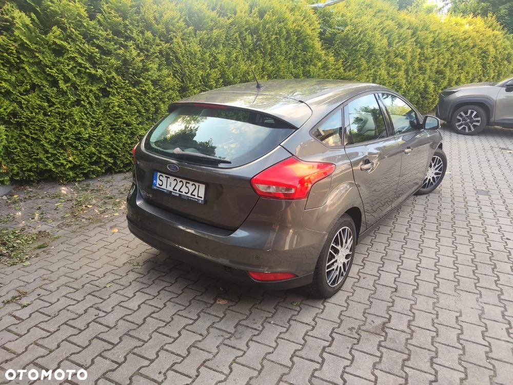 Ford Focus 1.6 Titanium - 16