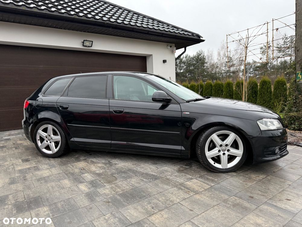 Audi A3 Sportback 2.0 TDI DPF Attraction - 2