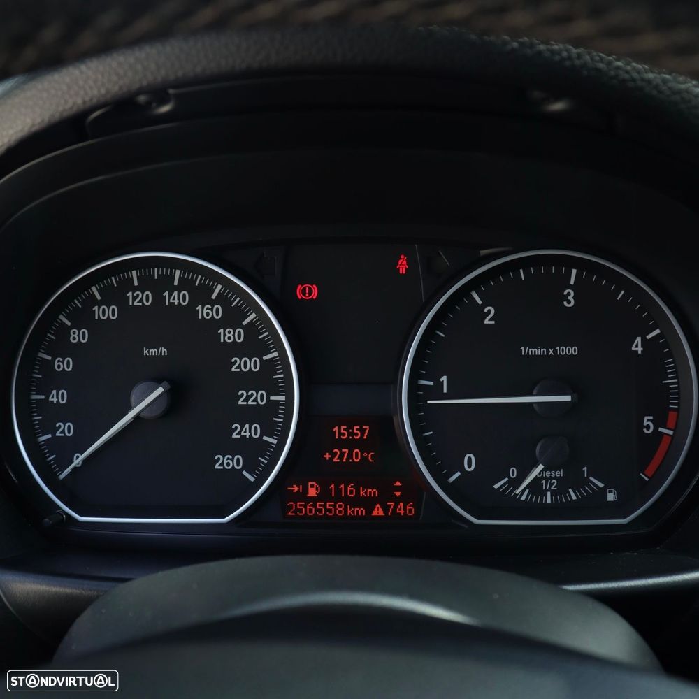 BMW 120 d Coupe - 17