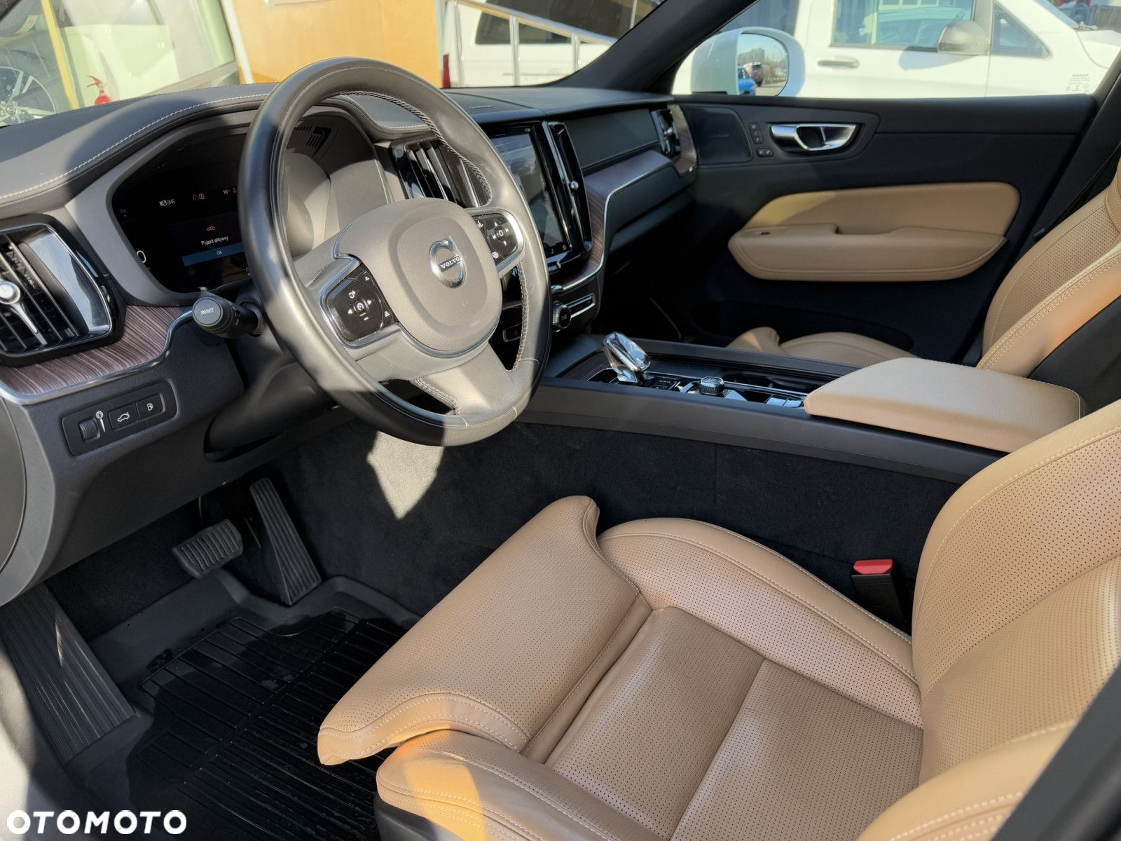 Volvo XC 60 - 14