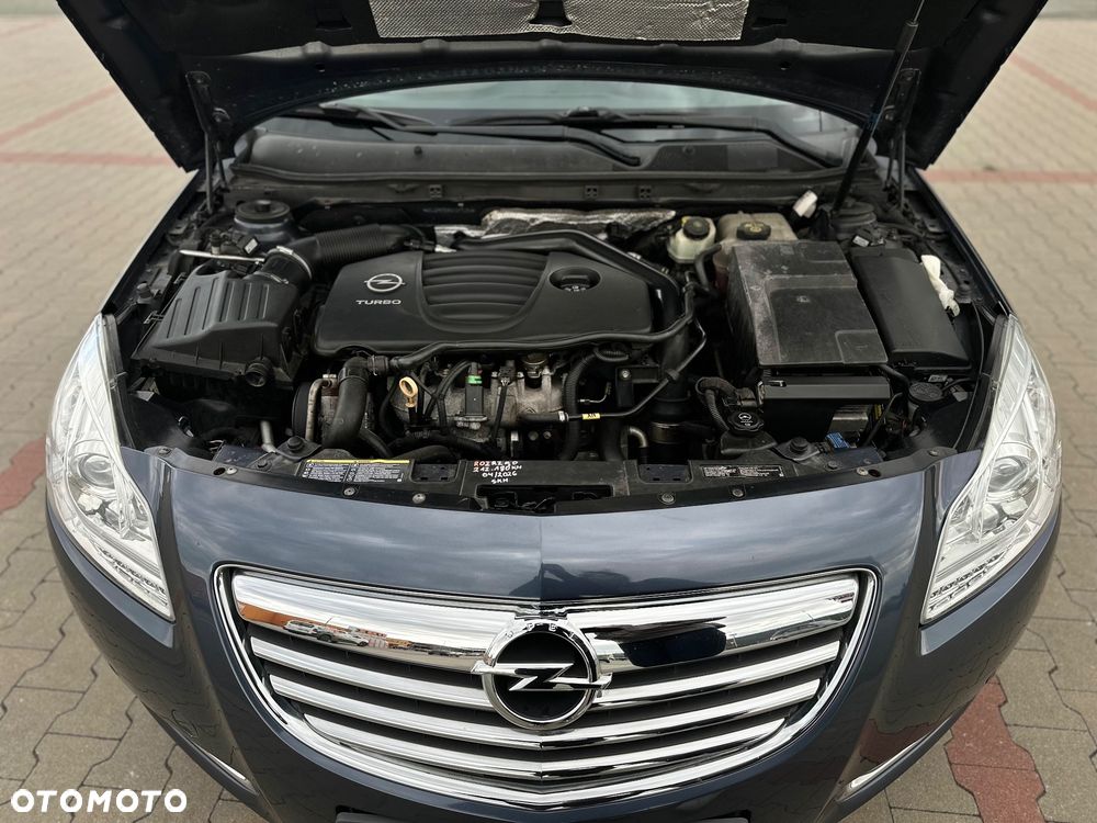 Opel Insignia 2.0 T Cosmo 4x4 - 13