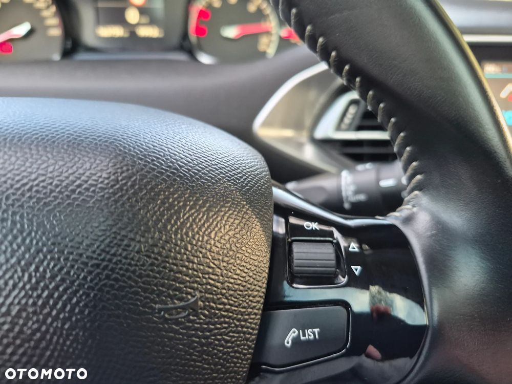 Peugeot 308 BlueHDi FAP 150 Stop & Start Allure - 20