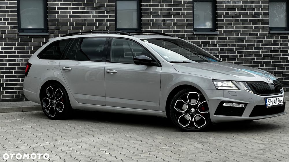 Skoda Octavia 2.0 TDI 4x4 DSG RS - 9