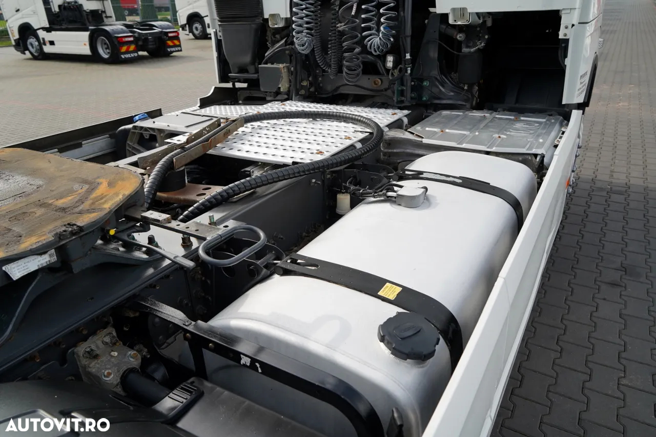 Volvo FH 460 / SISTEM HIDRAULIC / CABINĂ JOSĂ / ANVELOPE 100% / 2018 / IMPORTAT - 16