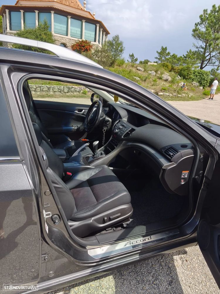 Honda Accord Tourer 2.2 i-DTEC Executive - 16