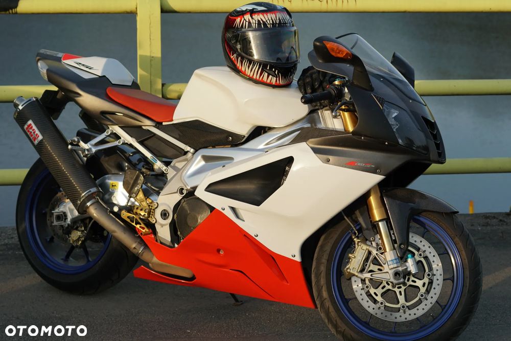 Aprilia RSV - 4
