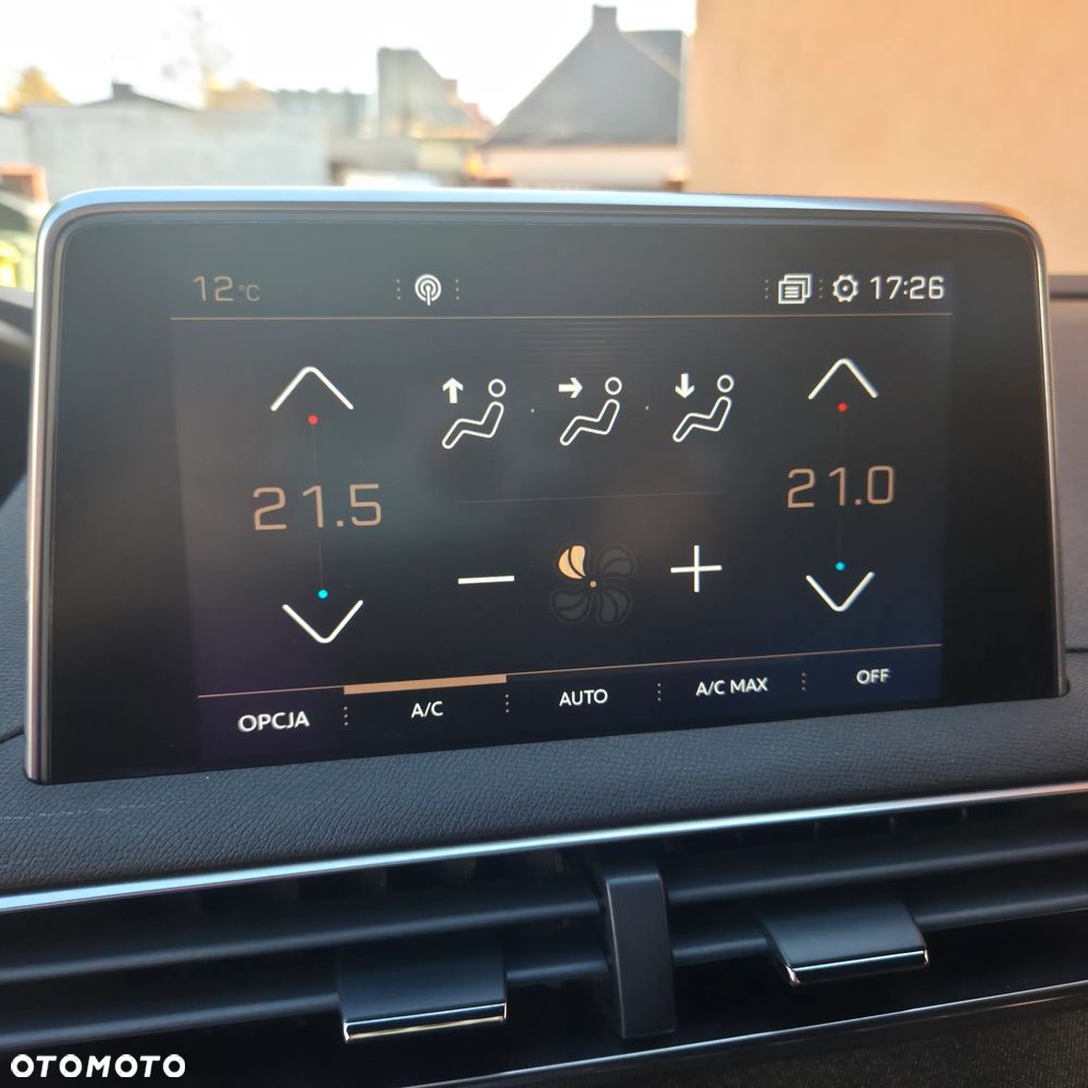 Peugeot 3008 - 13
