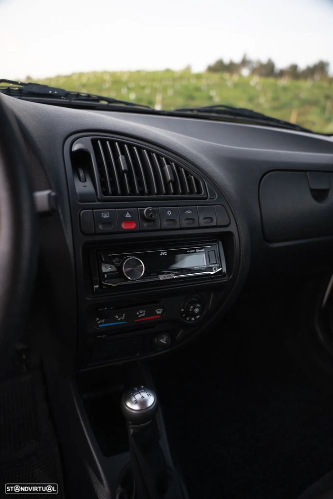 Citroën Saxo 1.6i 16V Cup - 16