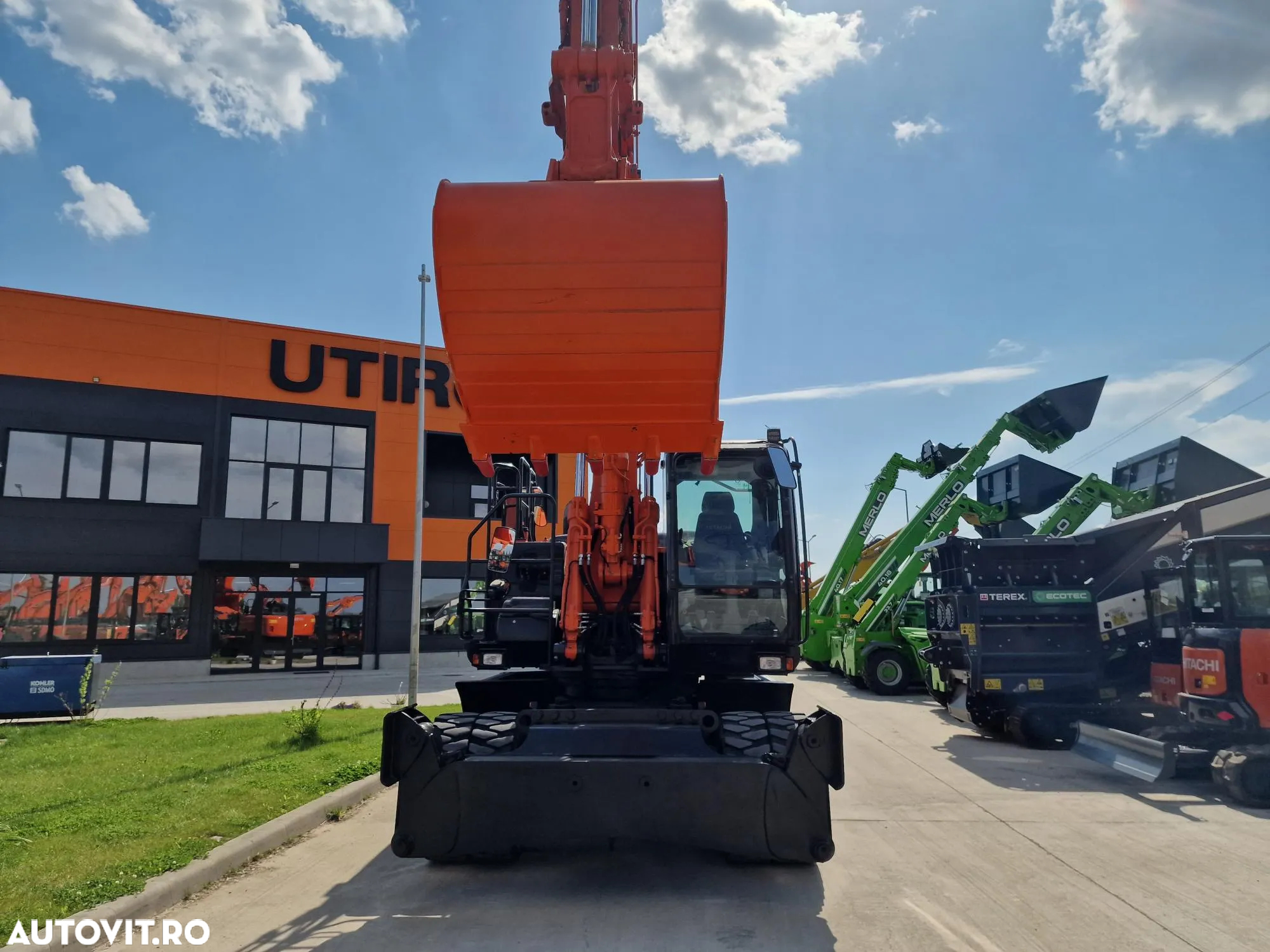 Hitachi ZX220W-6, 22tone, 2019, 4.844h, Cupa NOUA 1,3mc, LAMA si CALE, 3 BRATE excavare, Inst picon, a doua inst hidr, Gresare automata, posibilitate leassing 4 ani, CA NOU, PROMOTIE 109.900 EUR+Tva - 31