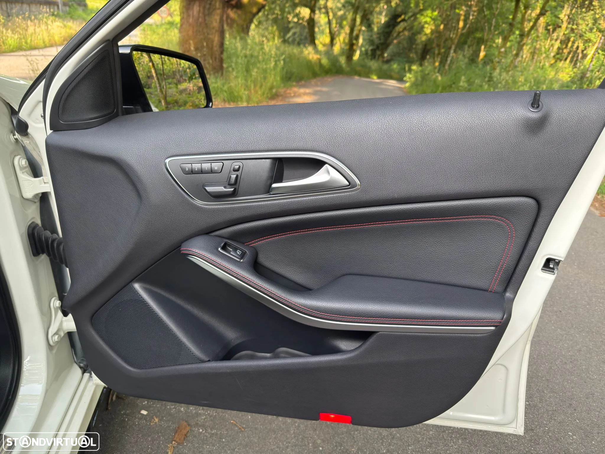Mercedes-Benz A 200 CDi BE AMG Line Aut. - 3