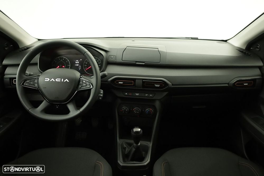 Dacia Sandero - 8
