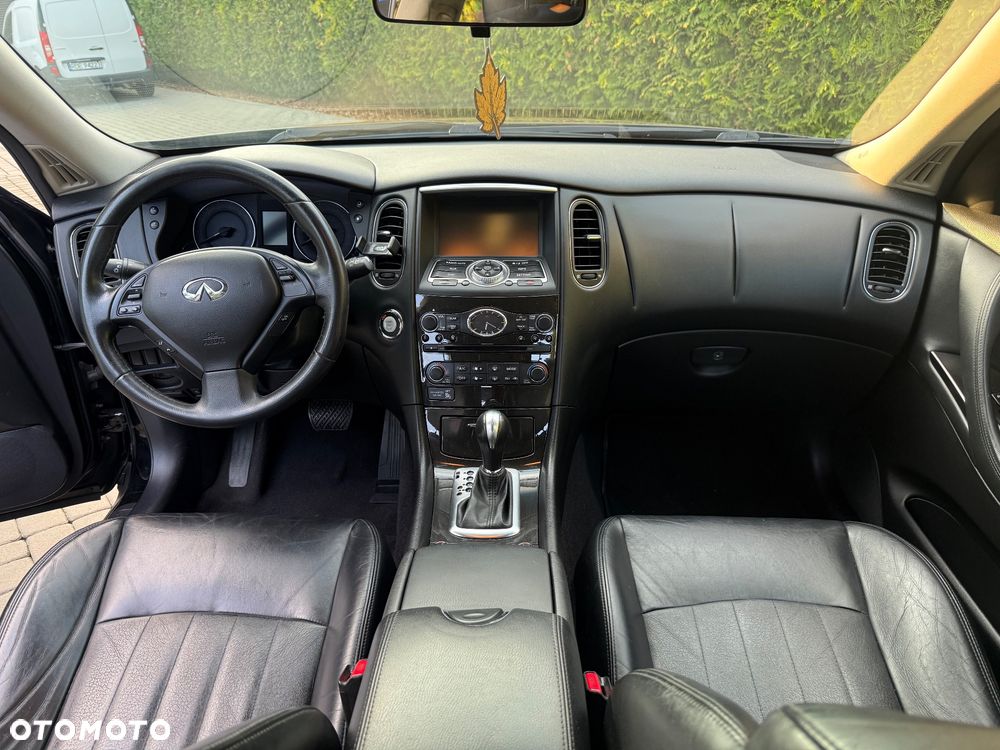 Infiniti QX50 3.7 GT Premium - 6