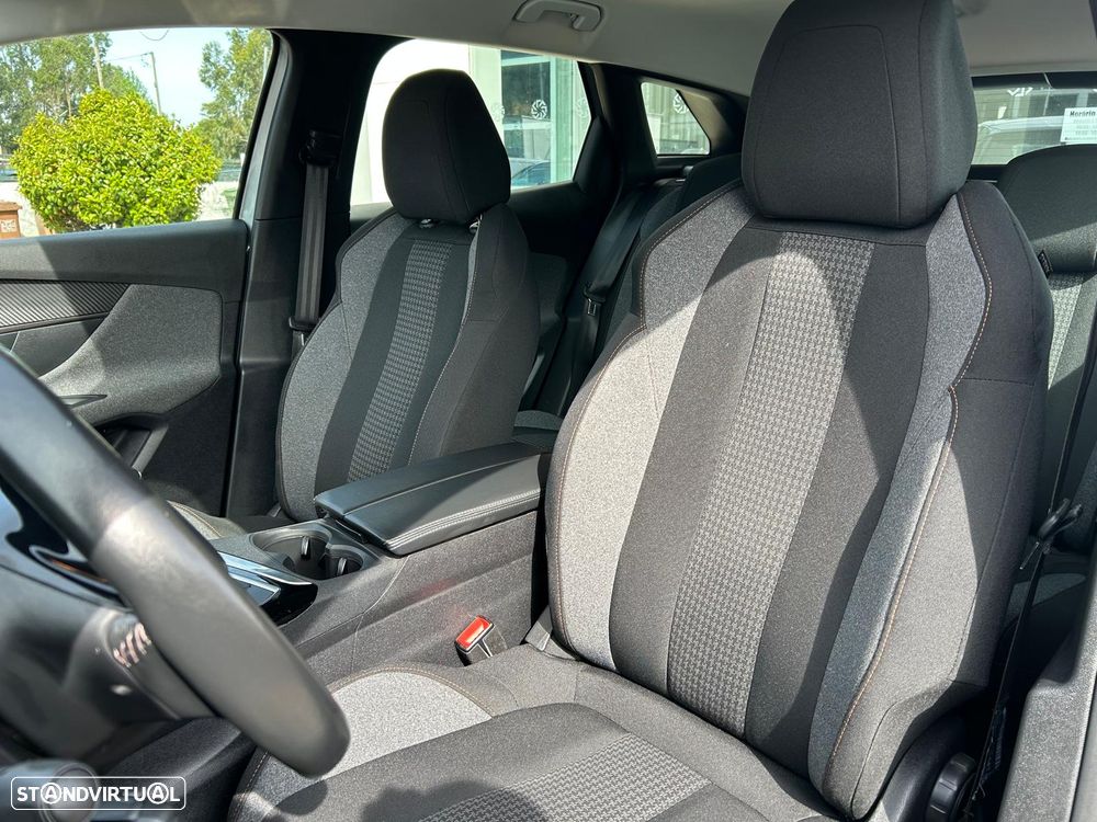 Peugeot 3008 1.2 PureTech Style - 14