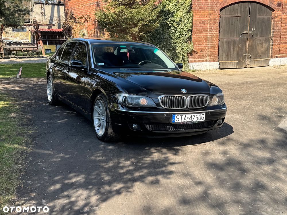 BMW Seria 7 750i L - 1