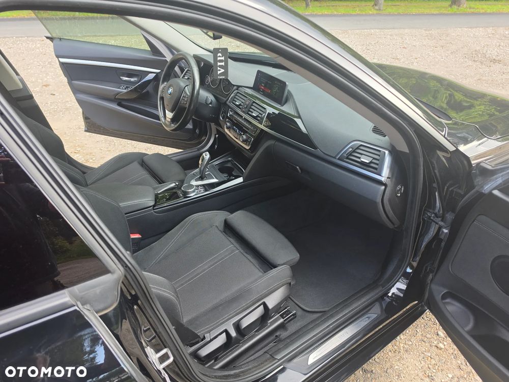 BMW Seria 3 330d Sport Line Shadow - 14