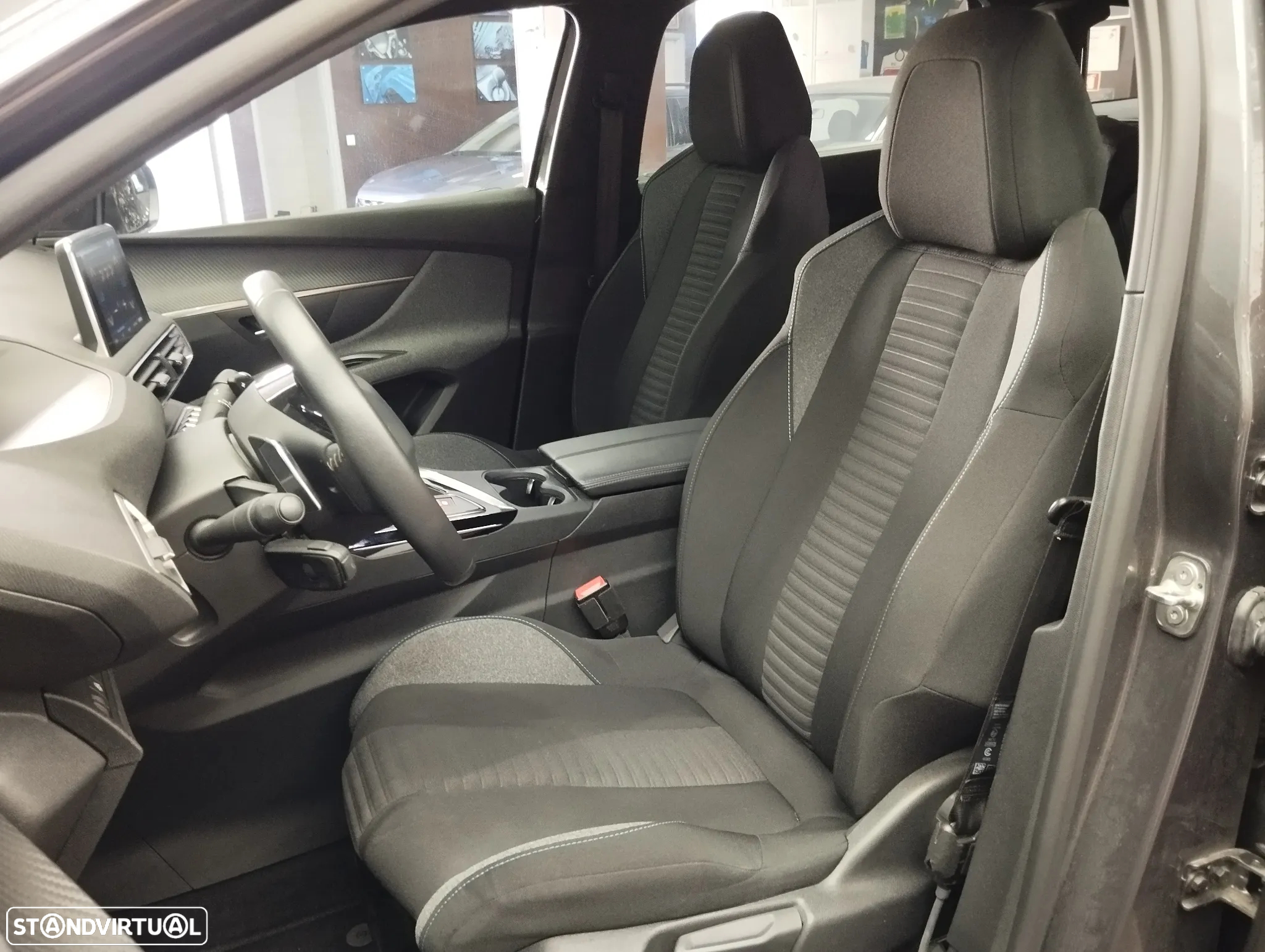 Peugeot 5008 1.5 BlueHDi Active Pack EAT8 - 21