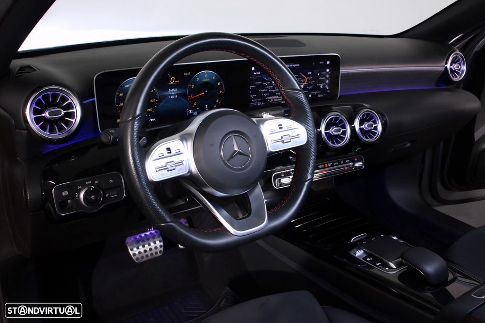 Mercedes-Benz A 200 Limousine AMG Line Aut. - 6