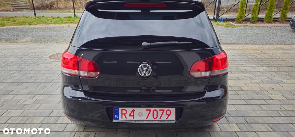 Volkswagen Golf - 10