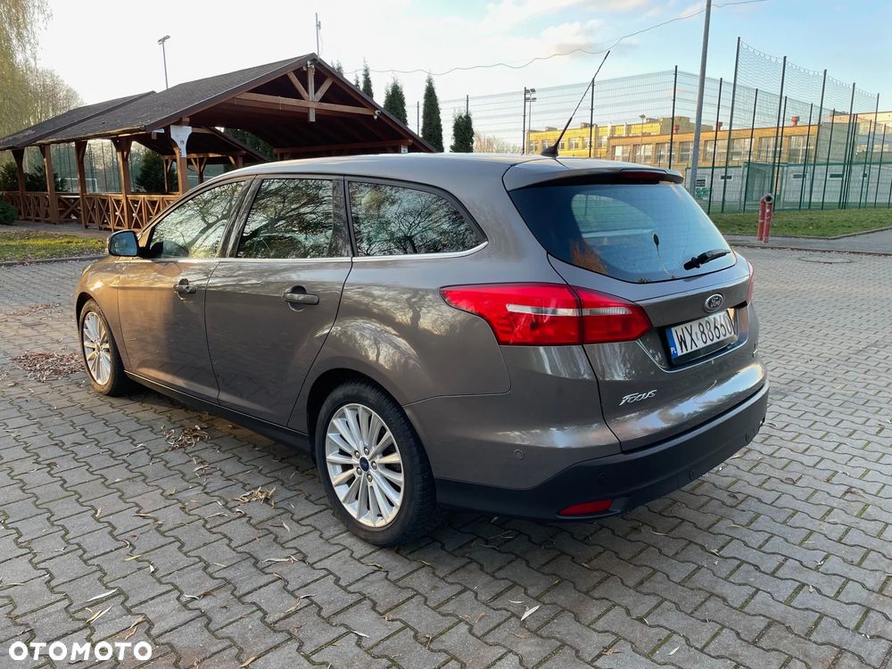 Ford Focus 1.5 EcoBoost Titanium ASS - 6