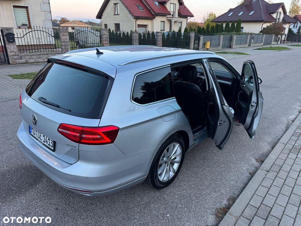 Volkswagen Passat - 4