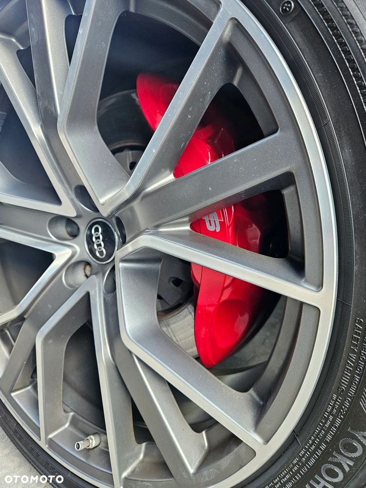 Audi SQ7 - 18