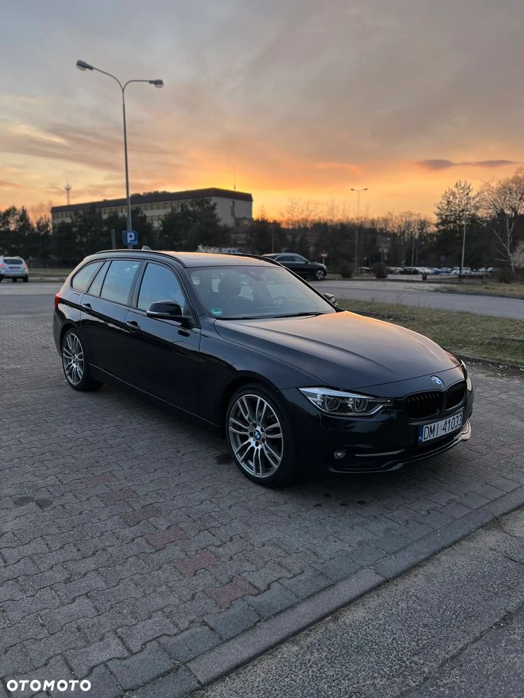 BMW Seria 3 320d Touring xDrive Sport Line - 11