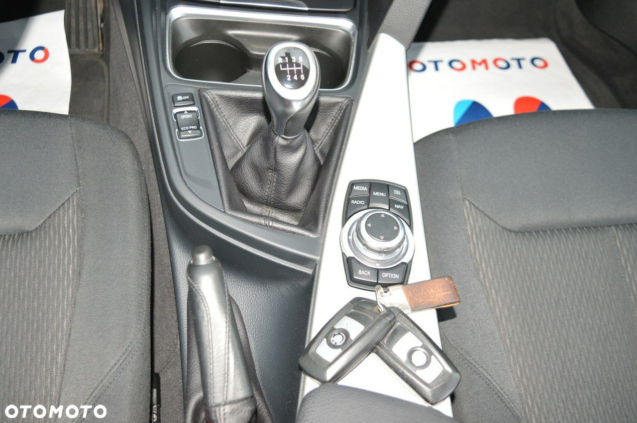 BMW Seria 3 316d EU6 - 23