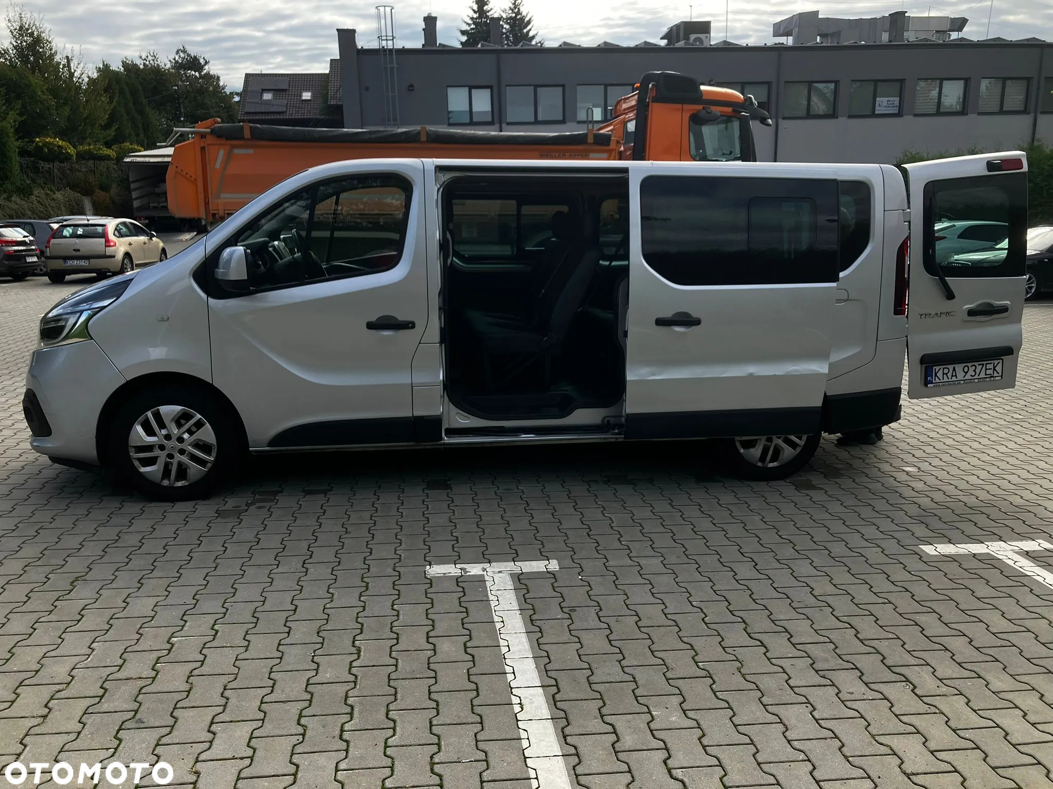 Renault Trafic Grand SpaceClass 2.0 dCi EDC - 20
