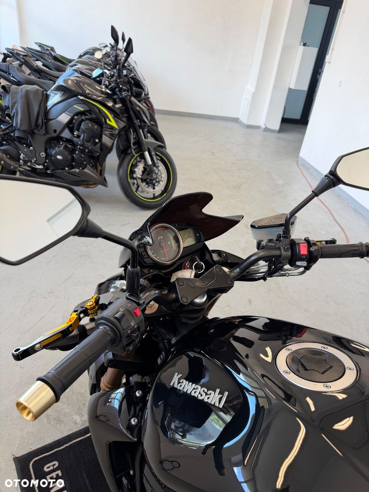 Kawasaki Z - 19