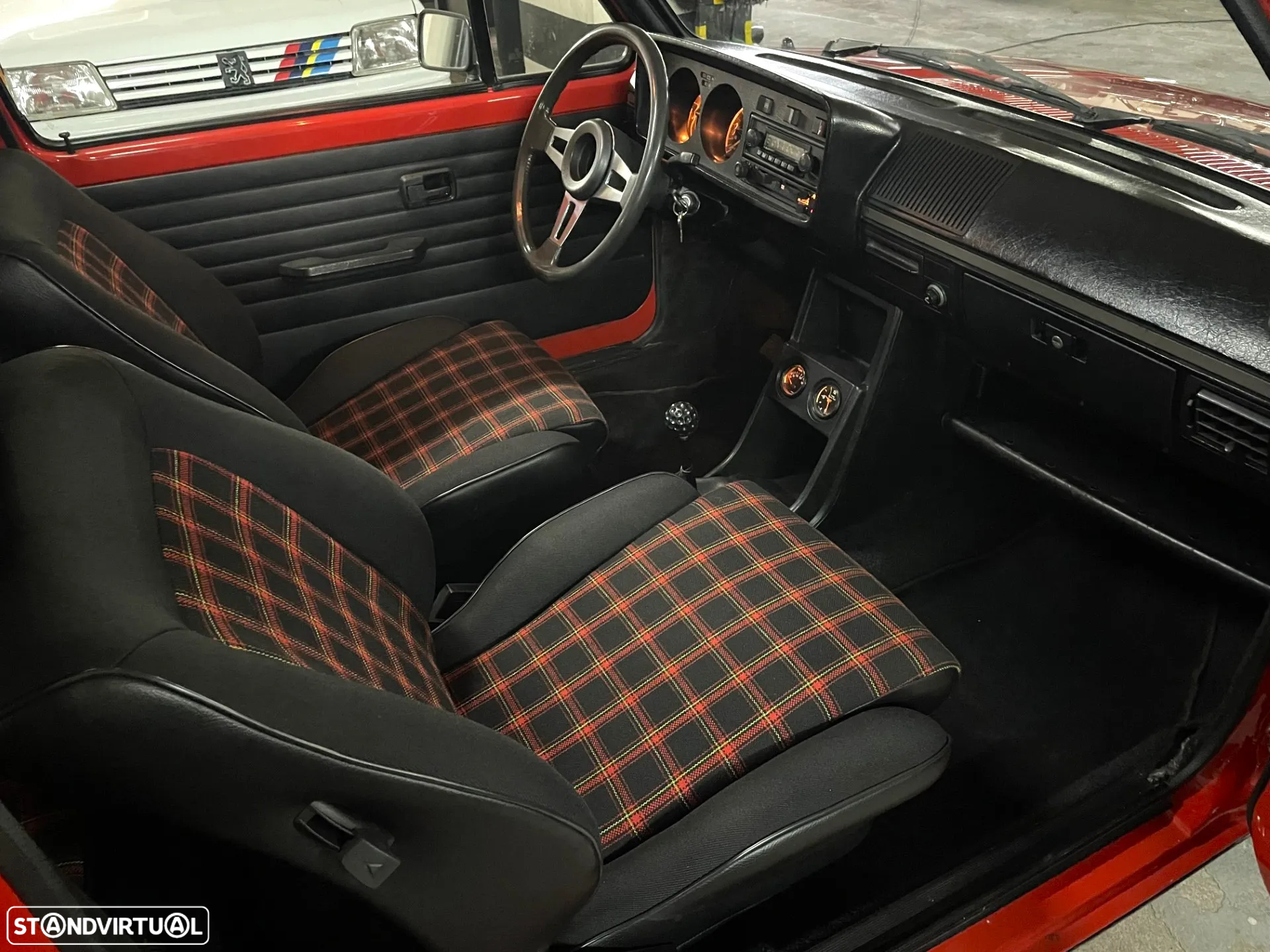 VW Golf - 8