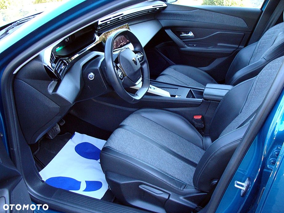 Peugeot 408 1.6 Plug-In Hybrid 225 Allure Pack EAT8 - 17