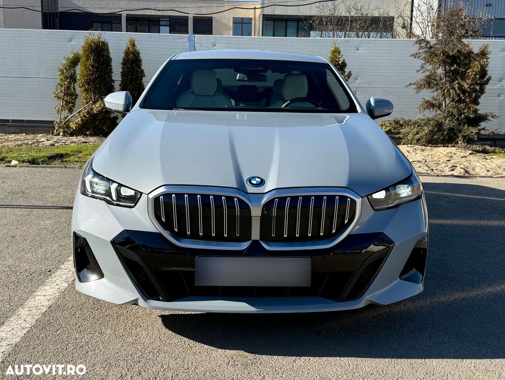BMW Seria 5 550e xDrive AT PHEV - 2