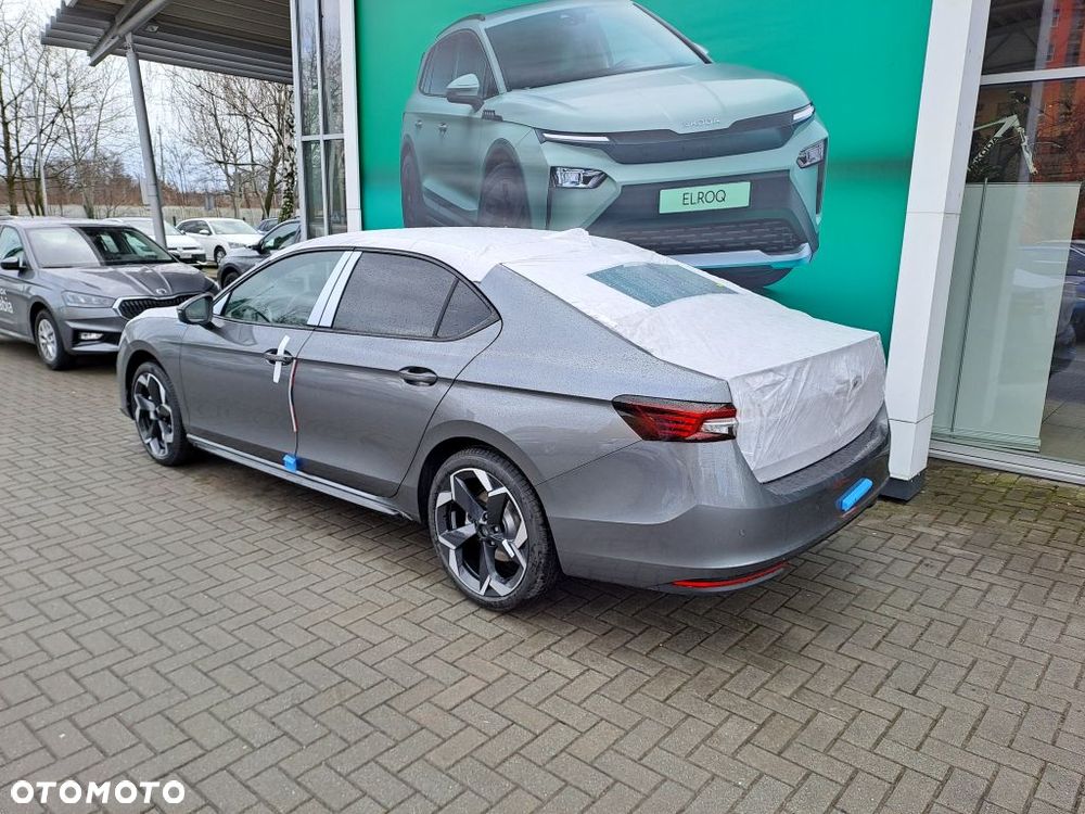 Skoda Superb 2.0 TDI SCR 4x4 Sportline DSG - 3