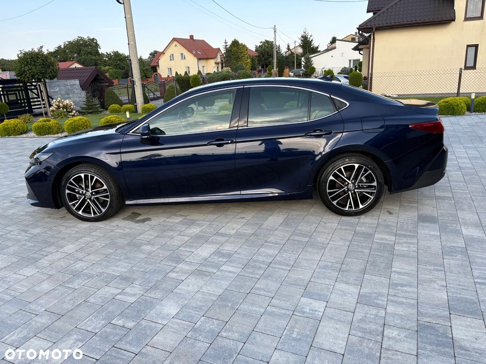 Toyota Camry 2.5 Hybrid Executive CVT - 11