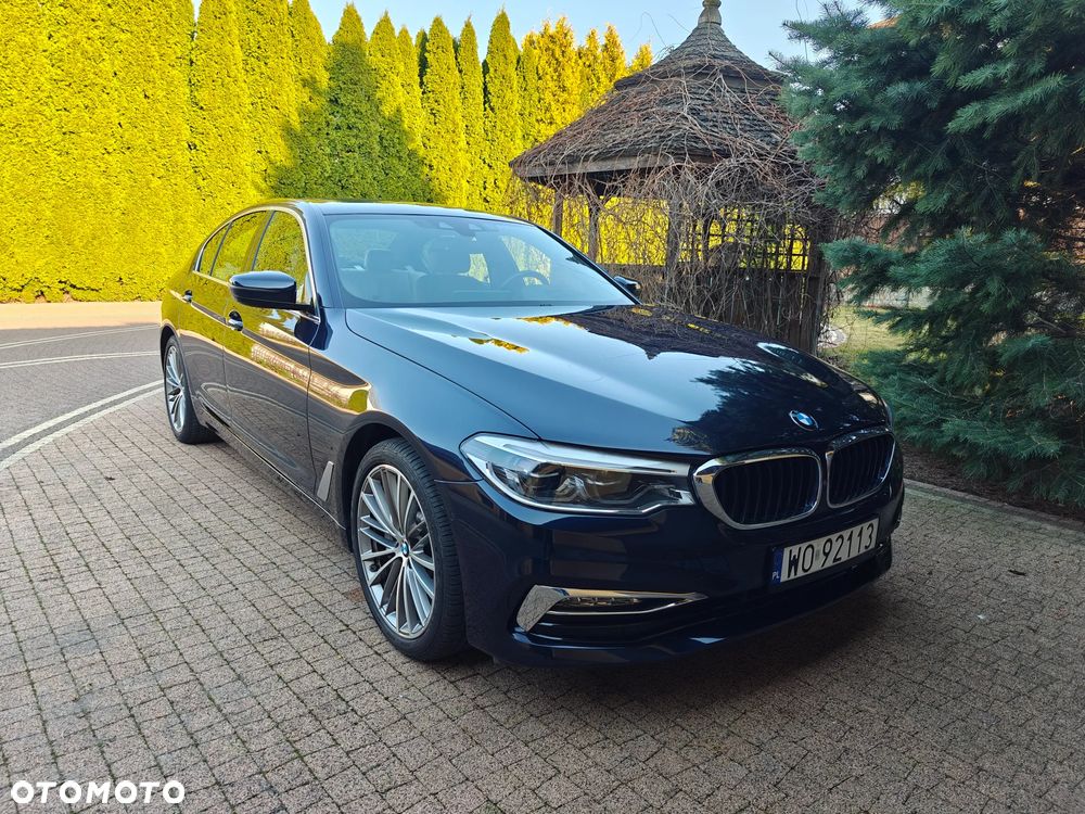 BMW Seria 5 530i xDrive Sport Line - 11
