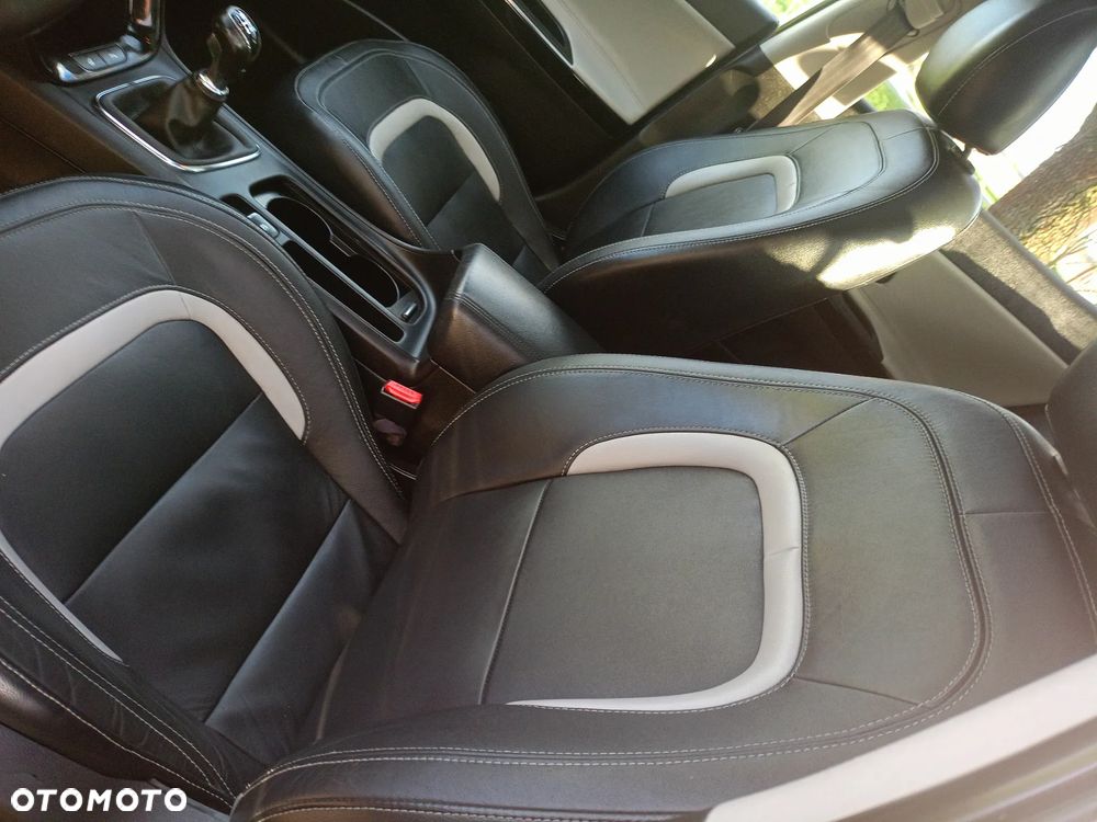 Kia Ceed 1.6 CRDi 128 ISG Platinum Edition - 20