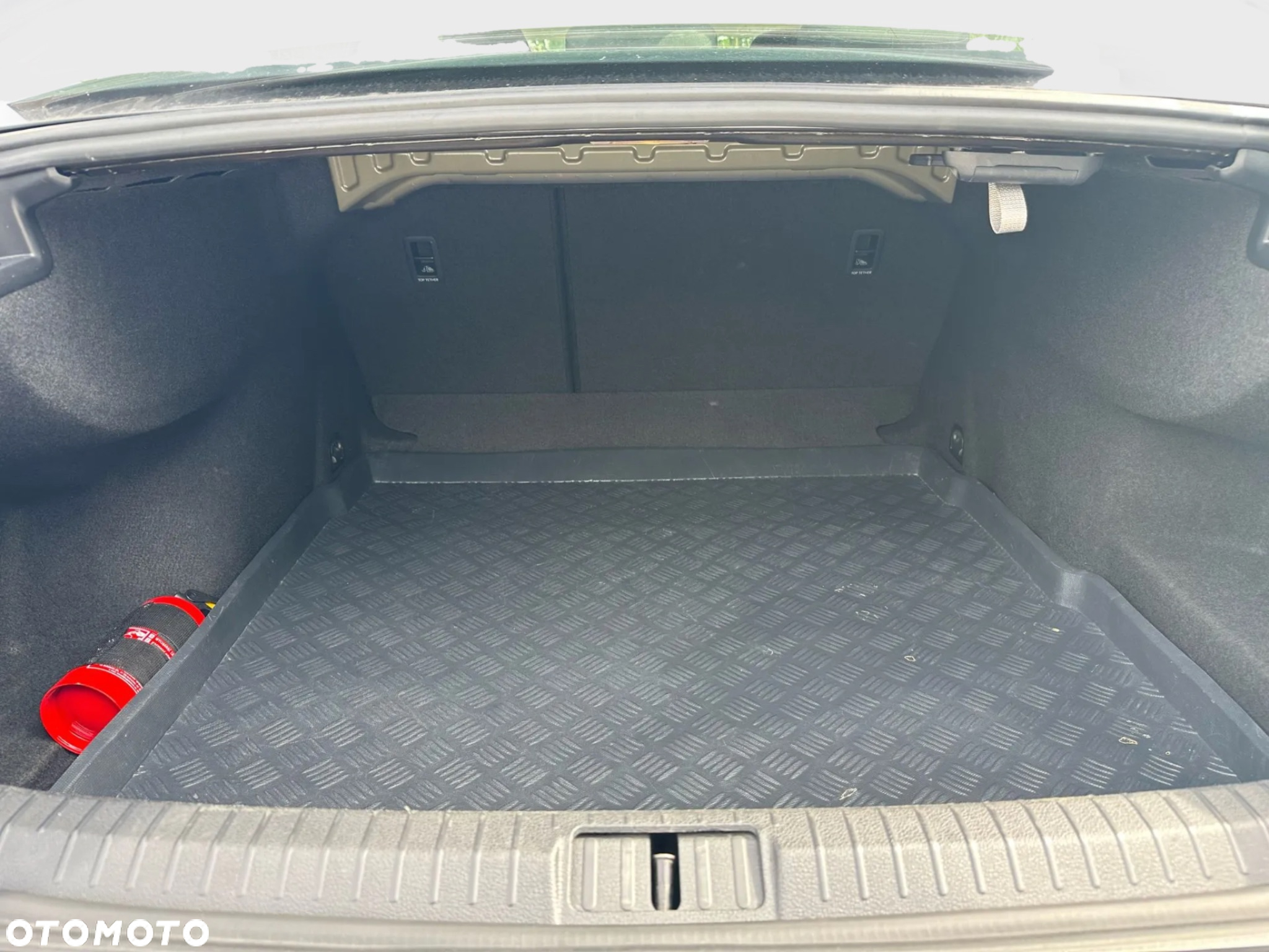 Volkswagen Passat 1.6 TDI BMT Trendline - 14