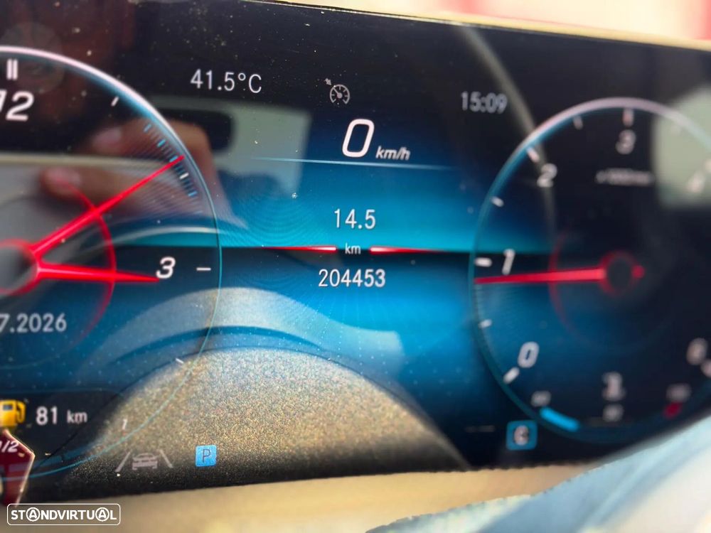 Mercedes-Benz A 180 d AMG Line - 21