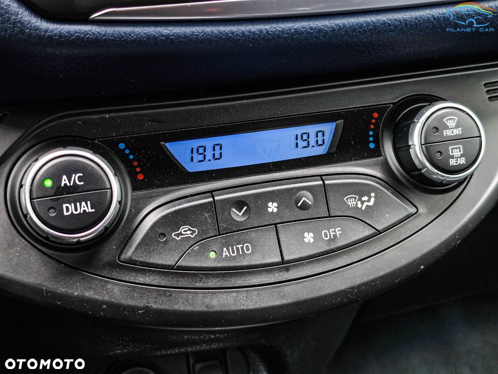 Toyota Yaris 1.5 VVT-i Selection - 36