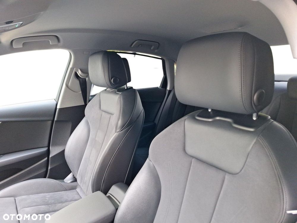 Audi A4 Limousine - 15