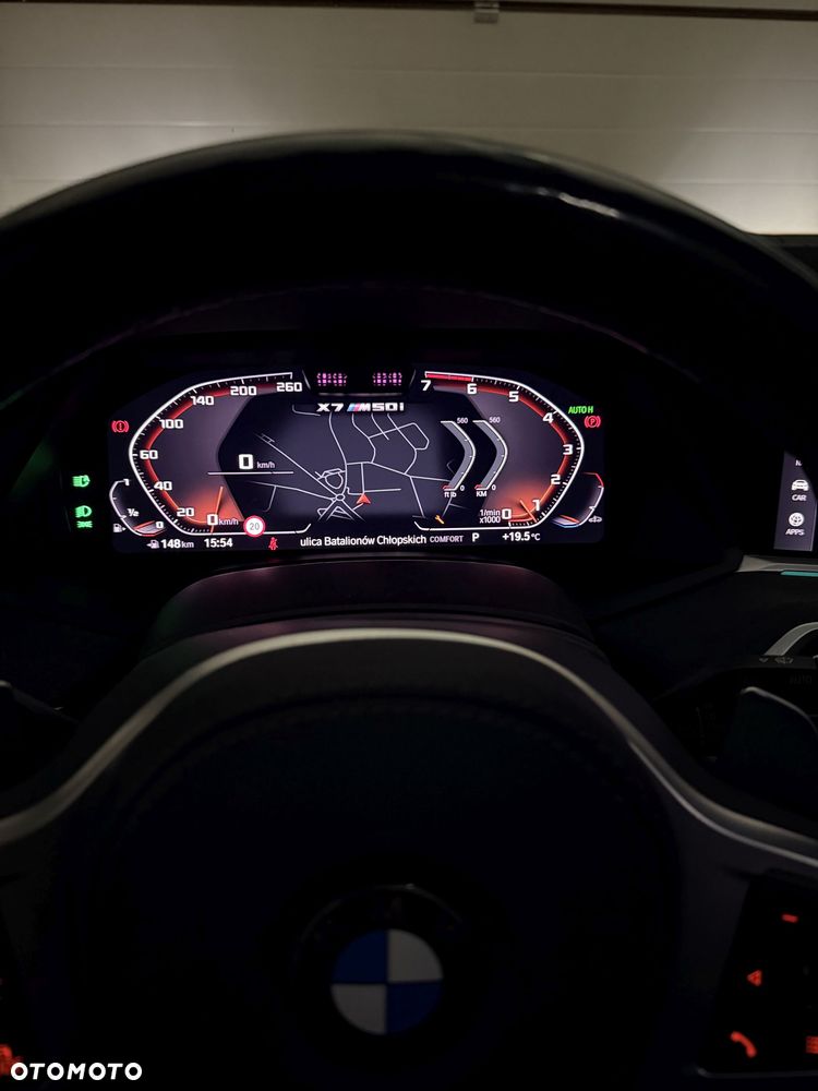 BMW X7 M50i - 12