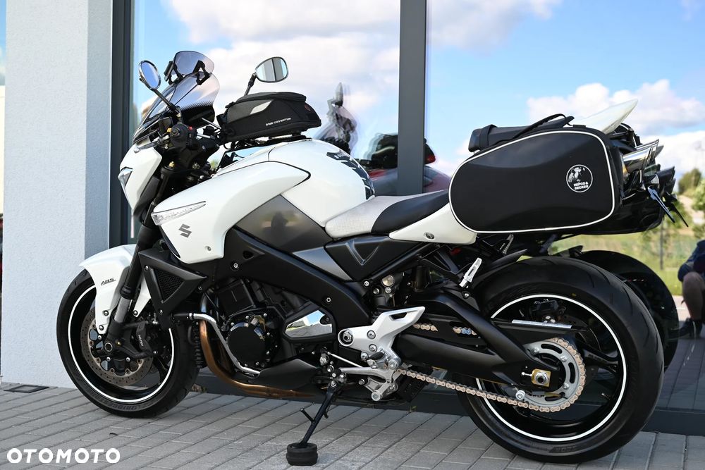 Suzuki GSX-R - 40