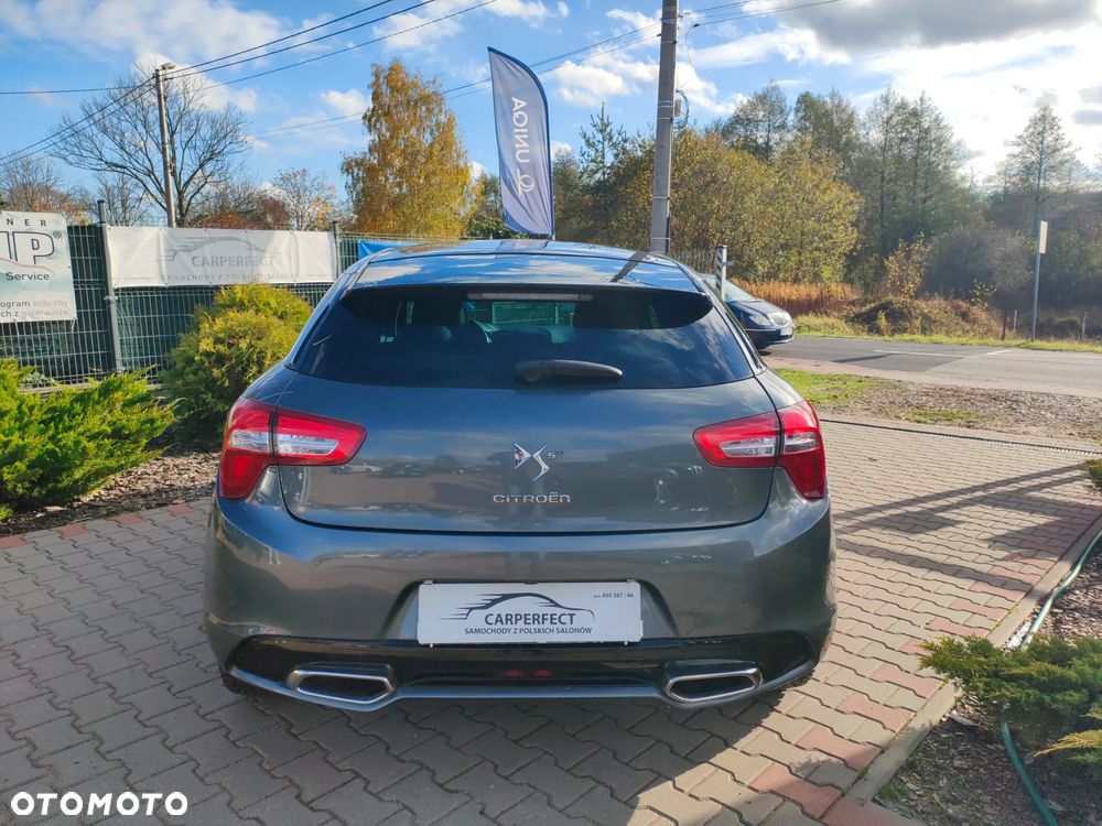 Citroën DS5 Hybrid4 - 10