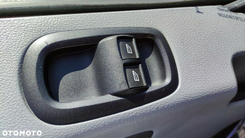 Ford Transit - 19