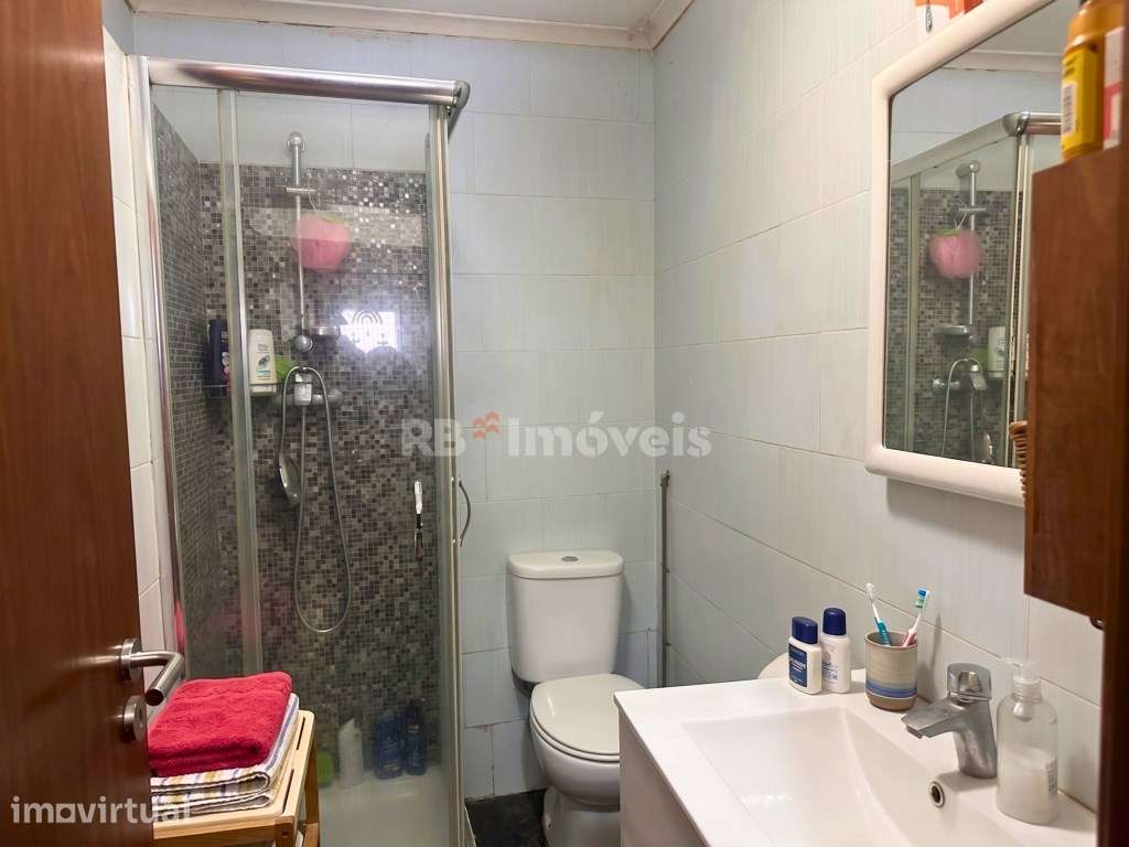 Moradia Típica T1+1 no Centro de Gavião - Moderna, Acolhedora e Pro... - Grande imagem: 5/10