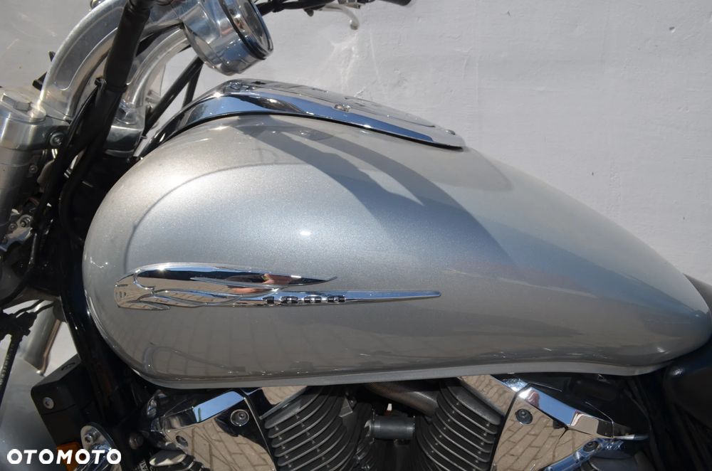Honda VTX - 15
