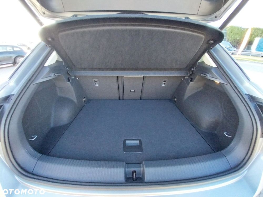 Volkswagen T-Roc - 7