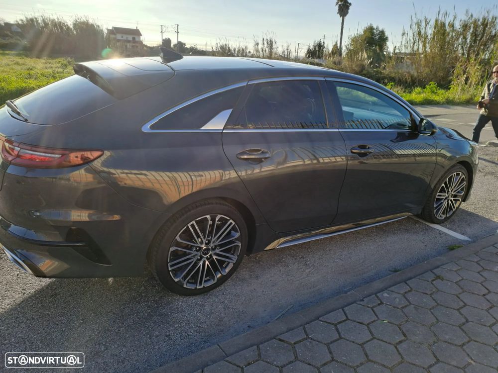 Kia ProCeed 1.6 CRDi GT Line+SRF 7DCT - 4