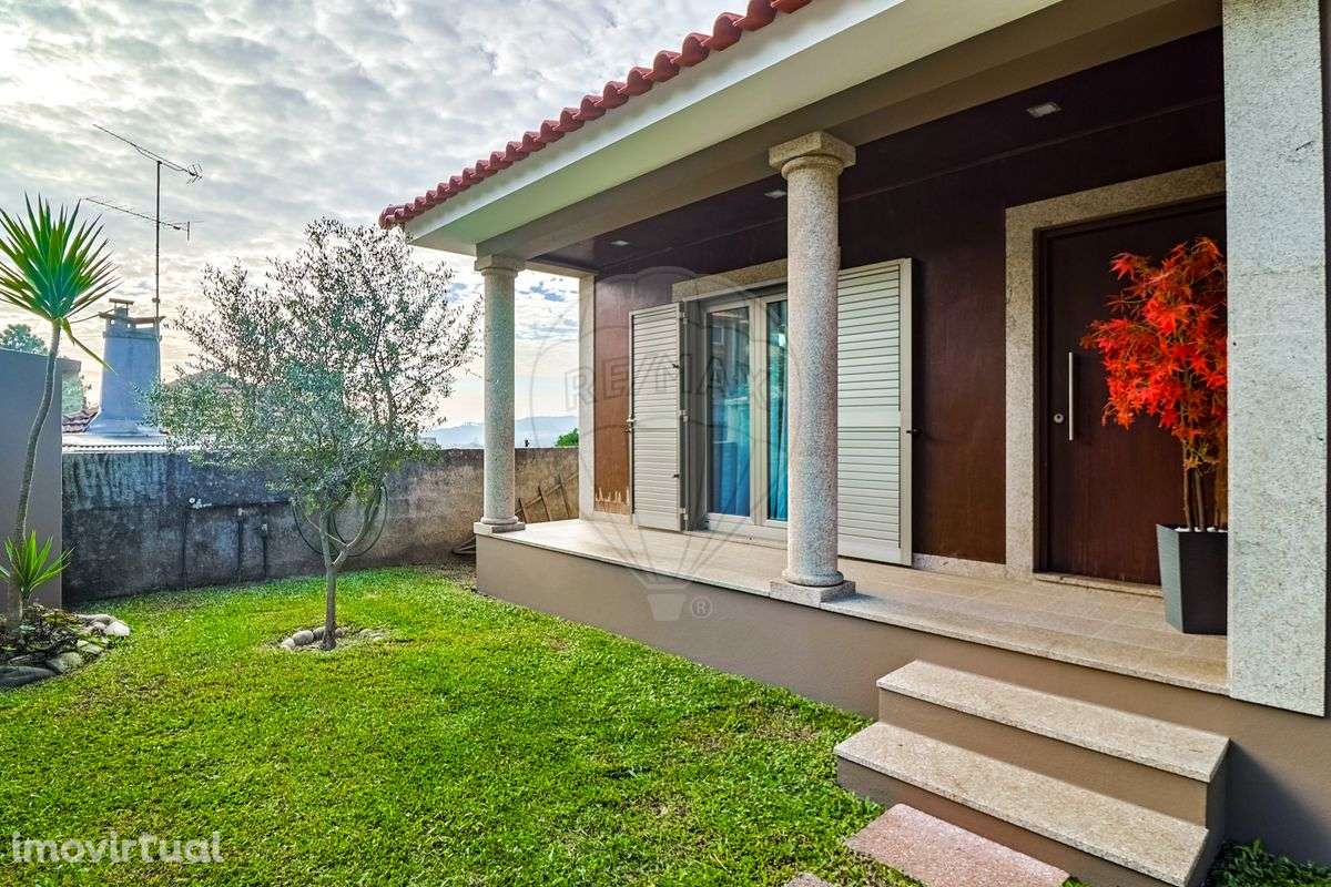 Moradia T5 para arrendamento - Grande imagem: 3/22